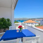 Tonka Apartman Trogir