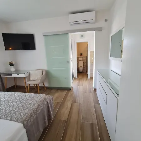 Tonka Apartman Trogir